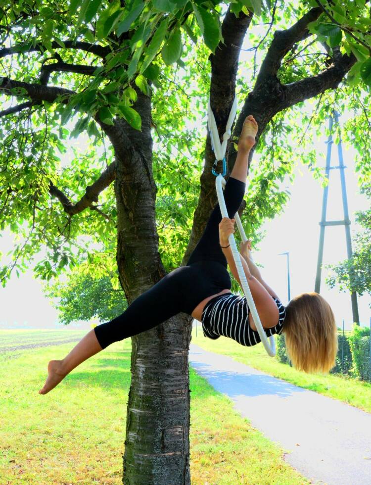 Petra Lebersorger - Nominierung: mein Sportschnappschuss 2016 "Outdoor-hooping" im Sommer - Voten und/oder auch sich selbst nominieren unter http://www.facebook.com/groups/Sportsblogged